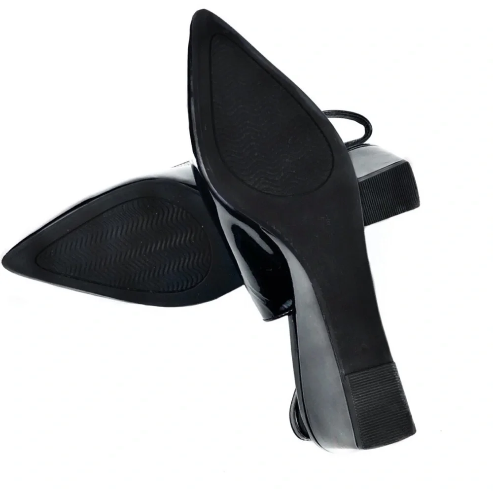Vaneli Women Black Patent PointyToe Slingback 7.5W